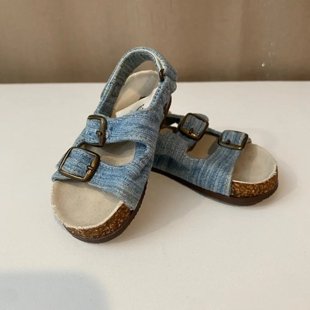 Baby Gap Okaida‎ Chambray Sandals Size 3–6M Denim Buckle Soft Sole